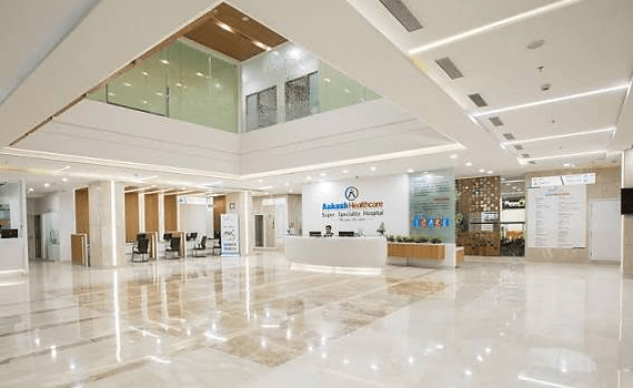 Aakash Healthcare, холл госпиталя